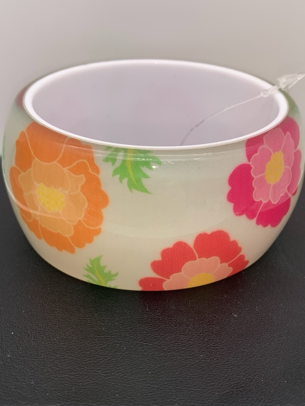 NWT Chunky Floral Resin Bangle Bracelet in Pink, Orange and Red
